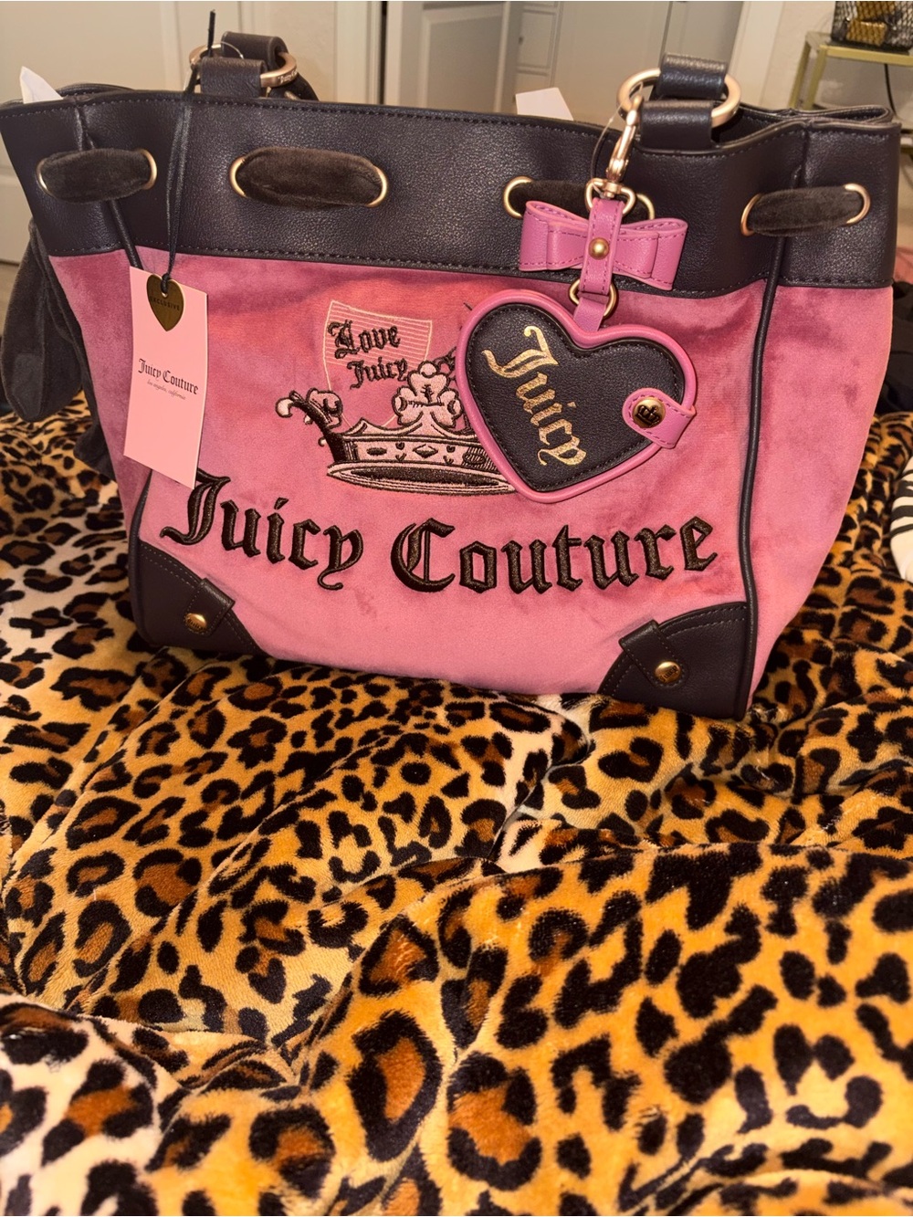 Juicy Couture Crown Daydreamer Tote with Heart mirror Charm